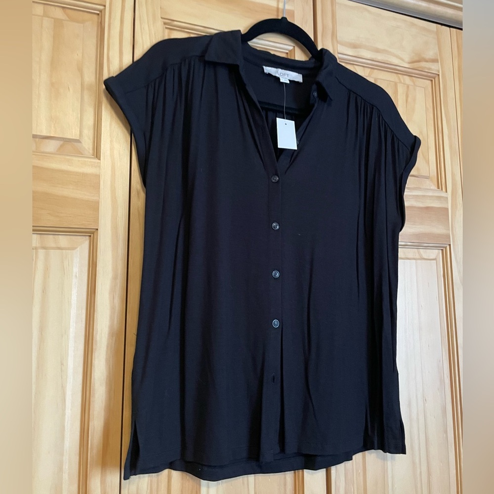 NWT Loft button up top